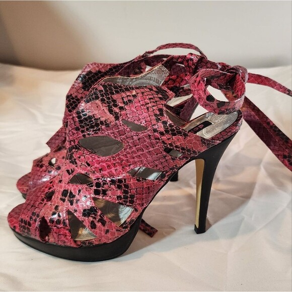Dollhouse Shoes - Dollhouse Pink And Black Faux Snakeskin Strappy High Heels No Size 9.75in Insole